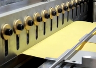Нож машины папки управлением PLCZ55-1050-II PLC бумажный плиссируя машину